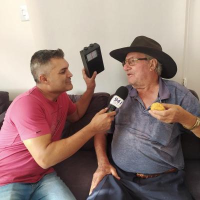 Campo Abeto FM estÃ¡ com programaÃ§Ã£o especial dos 33 anos